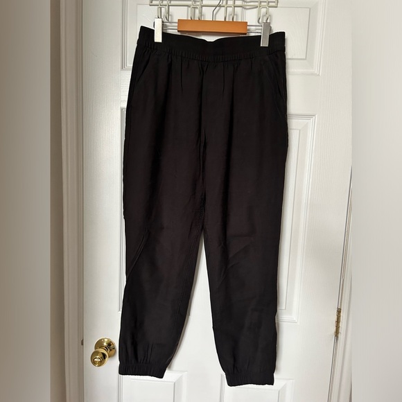 *BLACK* Old Navy Twill Joggers - Picture 3 of 6